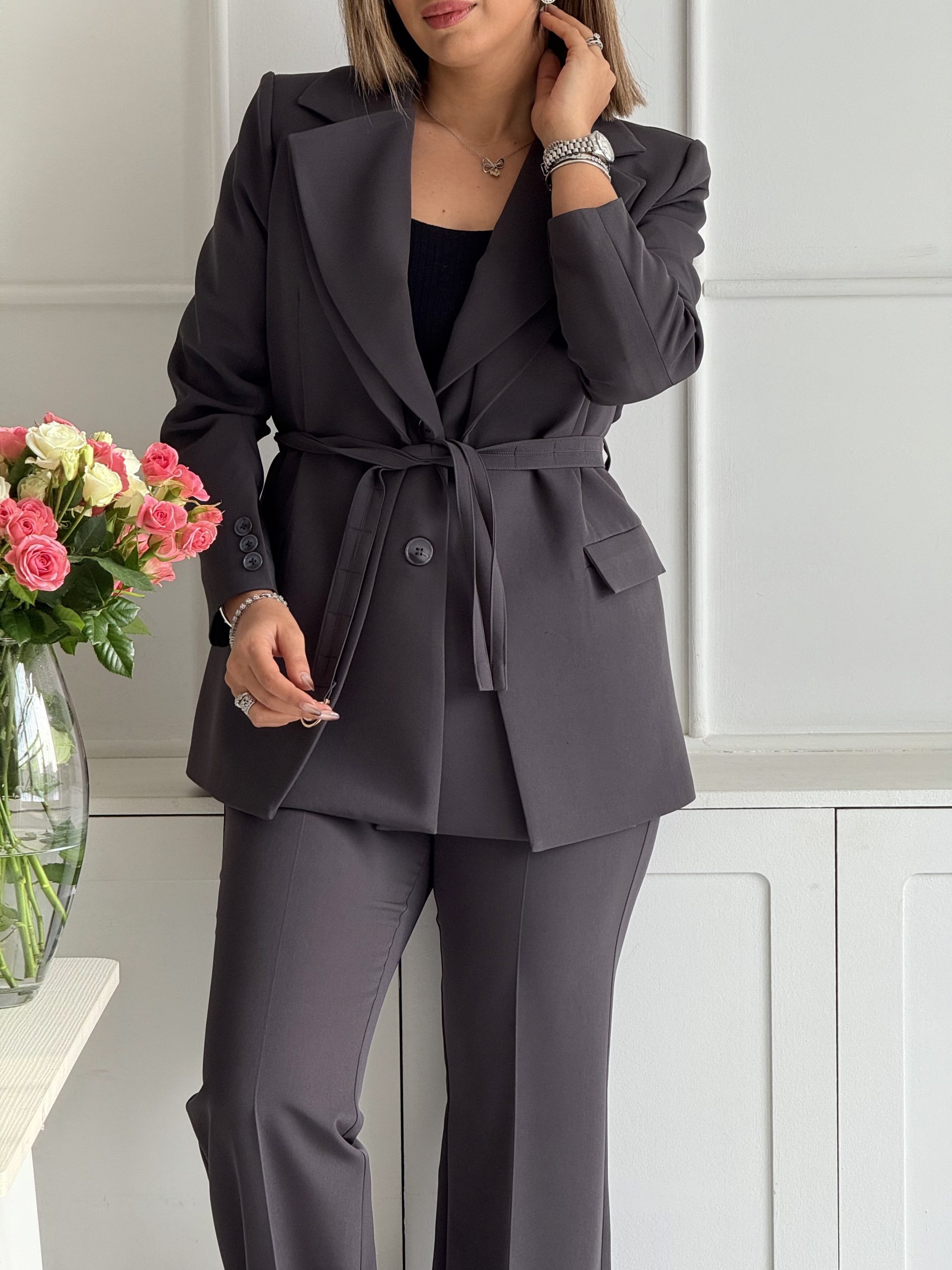 ست کت و شلوار زنانه unique ( ارسال فوری ) - Image 11