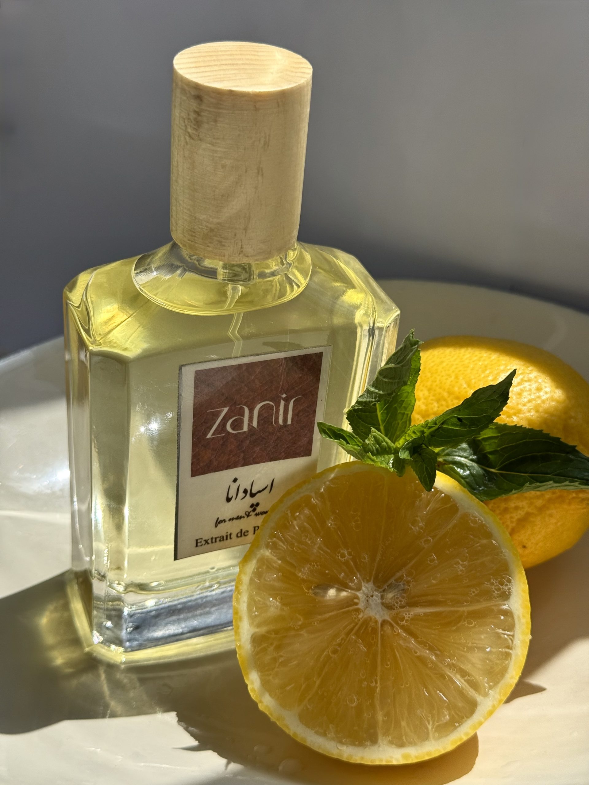 عطر یونیسکس اسپادانا | زنیر - Image 2