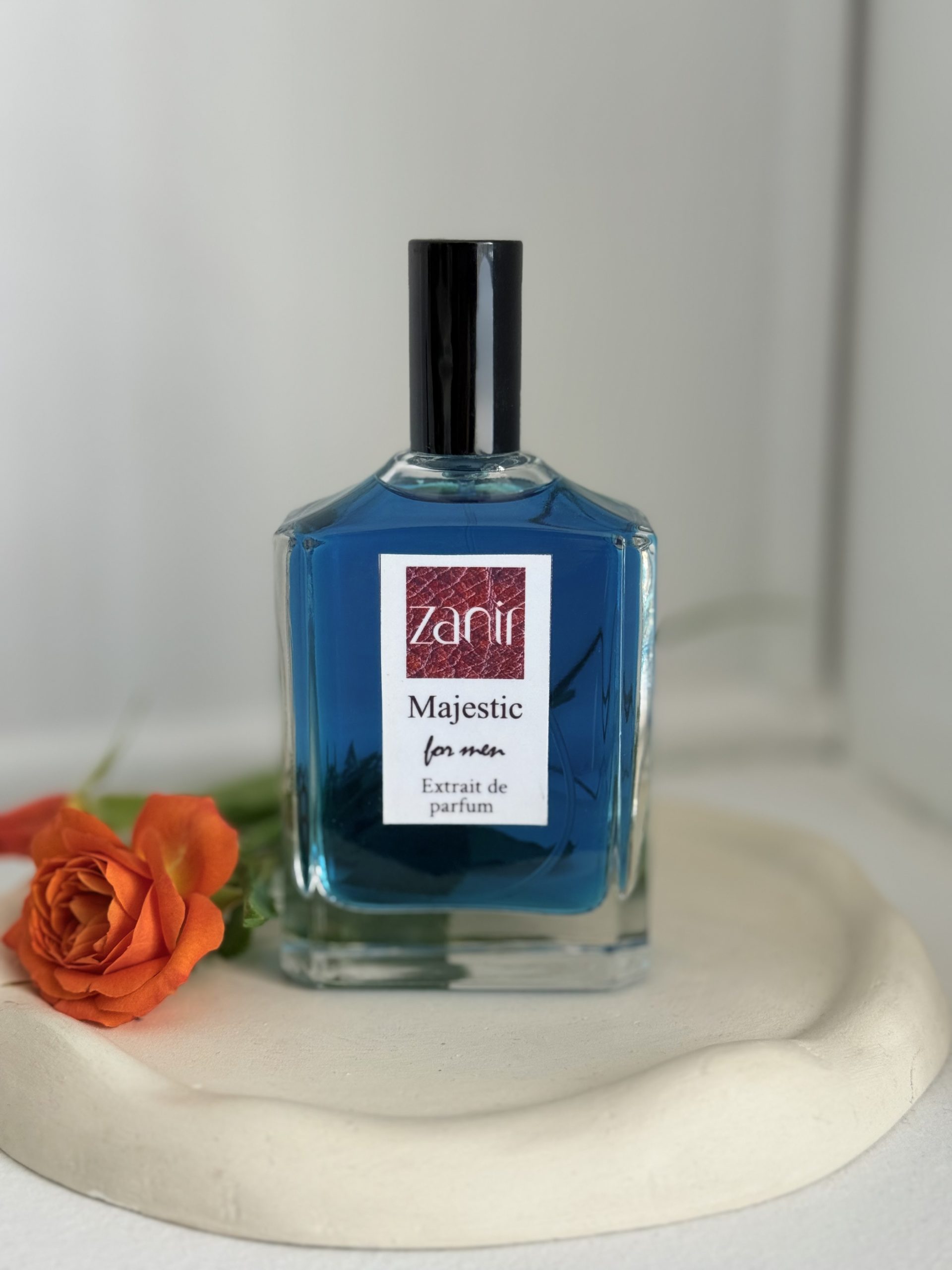 عطر مردانه مجستیک | زنیر - Image 2